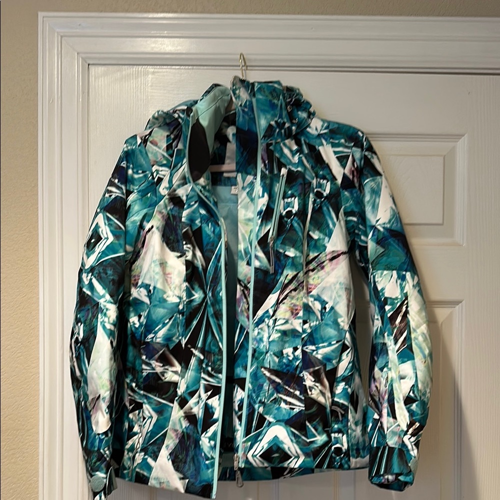 Obermeyer Blue and White Ski Jacket with High Collar
